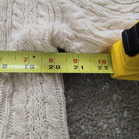 Oak And Fort Light Cream Cable Knit Cardigian - Picture 6 of 7